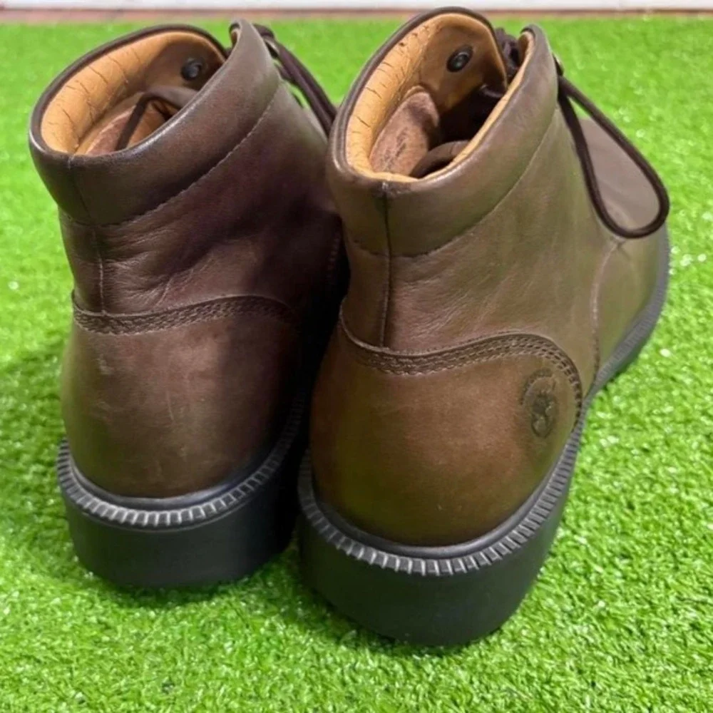 Timberland Leather Chukka Lace Up Boots Brown Size 9.5M‎ Smart Comfort Shoes